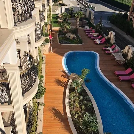 A&a Luxus Apartament 200 M From Sea Appartement *