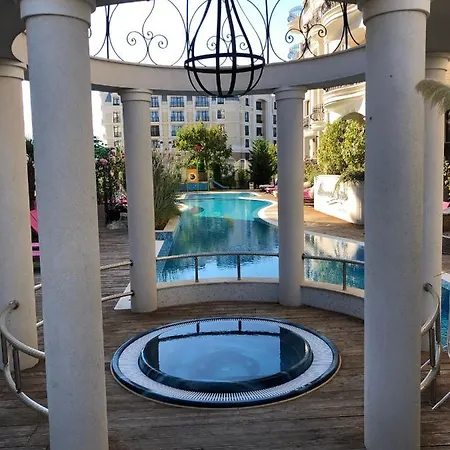 A&a Luxus Apartament 200 M From Sea 圣弗拉斯